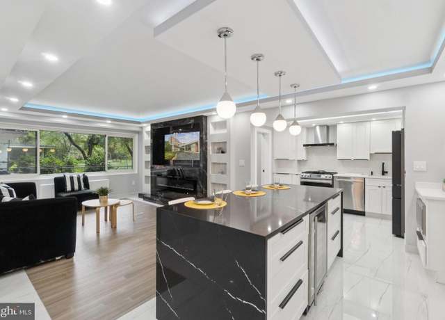 Property at 4201 Cathedral Ave NW Unit 122E, Washington, DC 20016, 2 beds, 1 bath