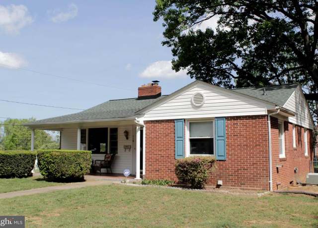 Property at 112 17th Ave, Baltimore, MD 21225, 3 beds, 2 baths