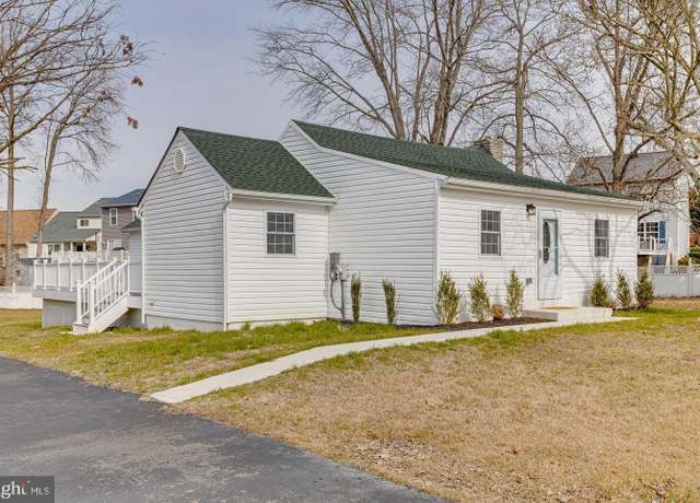 Property at 9900 Bird River Rd, Middle River, MD 21220, 5 beds, 3 baths