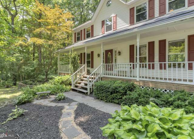 Property at 2750 Karen Dr, Chesapeake Beach, MD 20732, 4 beds, 2.5 baths