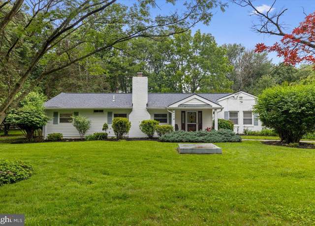 Property at 15118 Fairlawn Ave, Silver Spring, MD 20905, 3 beds, 2 baths