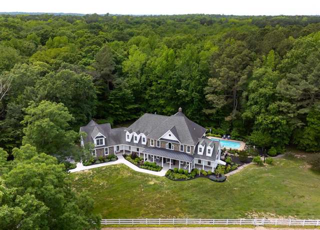 Property at 200 Green Farm Ln, Centreville, MD 21617, 5 beds, 5.5 baths