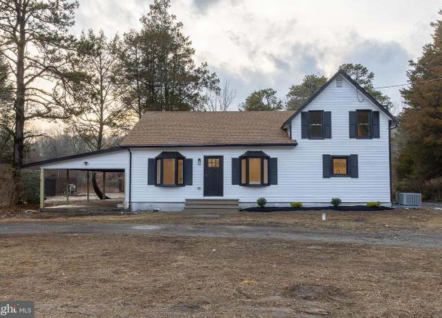 Property at 679 Main Rd, Vineland, NJ 08360, 4 beds, 2 baths
