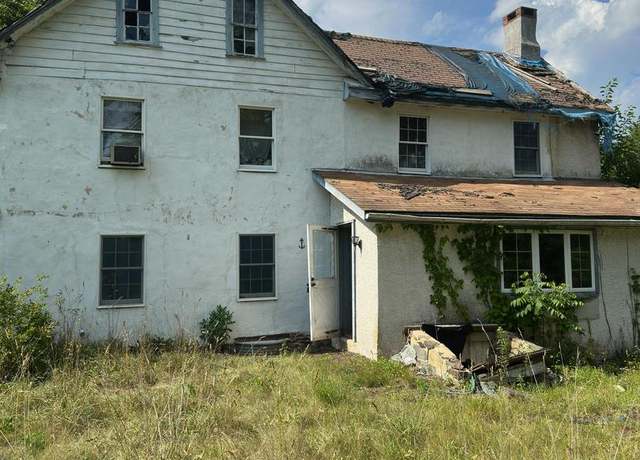 Property at 120 Younken Rd, Quakertown, PA 18951, 3 beds, 1 bath