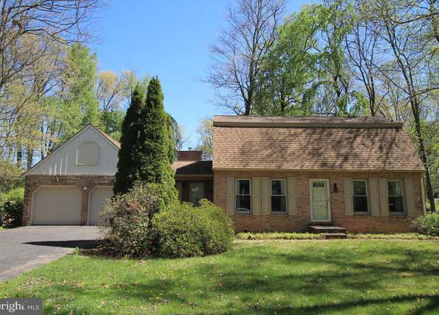 Property at 229 Wildot Dr, State College, PA 16801, 3 beds, 2 baths