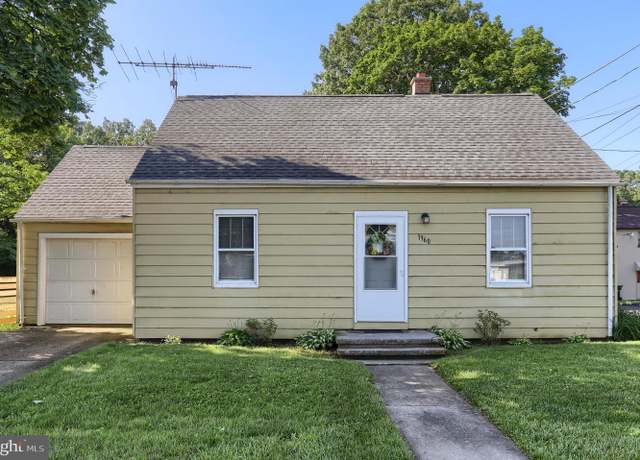 Property at 1960 Hill St, Lebanon, PA 17046, 2 beds, 1 bath