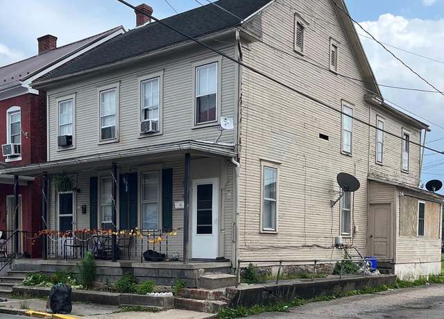 Property at 208 & 210 S Spruce St, Lewistown, PA 17044, 6 beds, 2.5 baths