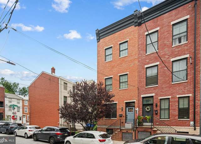 Property at 1031 E Earl St, Philadelphia, PA 19125, 4 beds, 3 baths