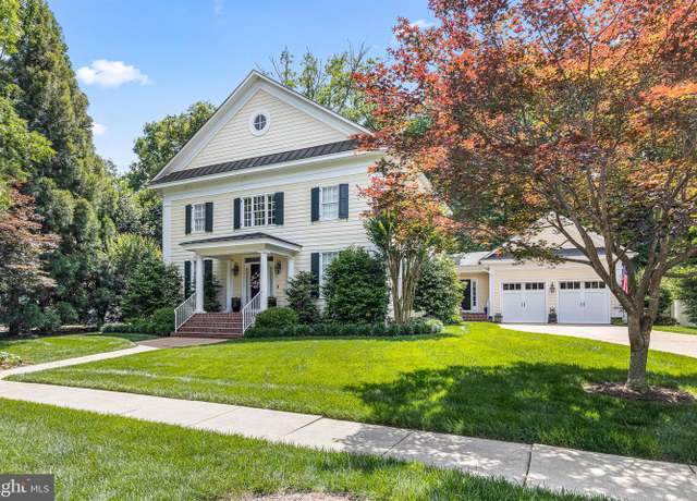 Property at 2819 Live Oak Ln, Midlothian, VA 23113, 4 beds, 3.5 baths