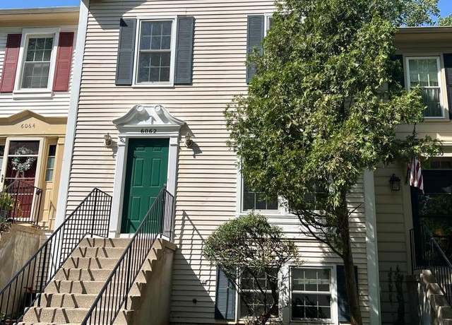 Property at 6062 Clay Spur Ct, Centreville, VA 20121, 3 beds, 3.5 baths