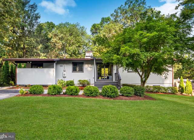 Property at 2920 Meadow View Rd, Falls Church, VA 22042, 4 beds, 2 baths