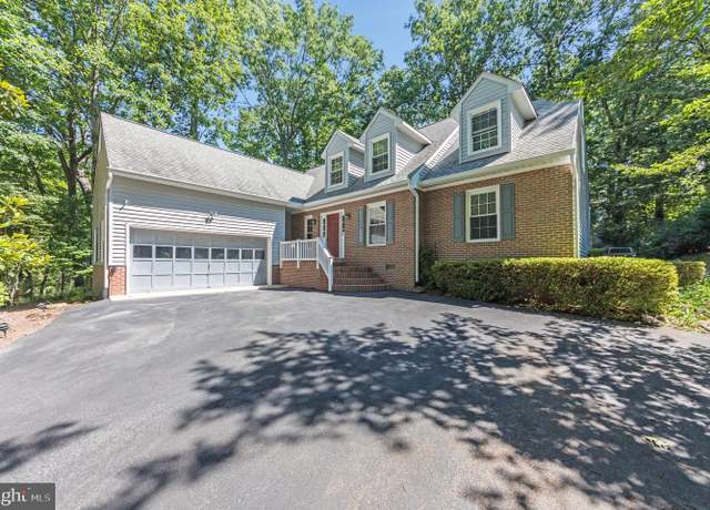 Property at 2008 Midshipman Dr, Stafford, VA 22554, 4 beds, 2.5 baths