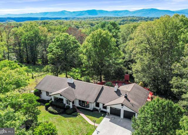 Property at 249 Mineral Springs Dr, Front Royal, VA 22630, 5 beds, 4 baths