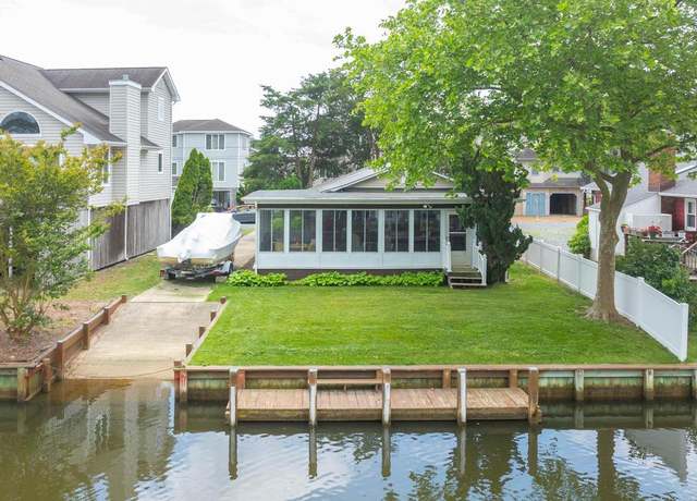Property at 145 Petherton Dr, South Bethany, DE 19930, 3 beds, 1.5 baths