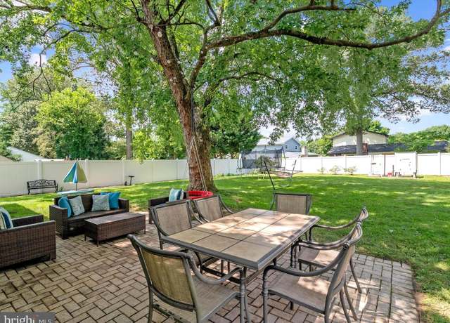 Property at 507 Villa Carol Dr, Glen Burnie, MD 21060, 3 beds, 2.5 baths