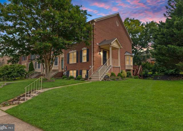 Property at 915 Hidden Moss Dr, Cockeysville, MD 21030, 4 beds, 3.5 baths