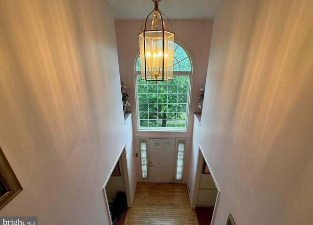 Property at 1803 Aragona Blvd, Fort Washington, MD 20744, 4 beds, 2.5 baths
