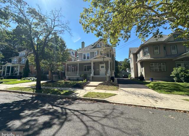 Property at 15 Crestmont Ter, Collingswood, NJ 08108, 5 beds, 2.5 baths