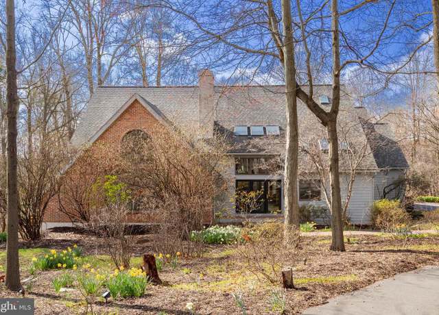 Property at 1814 Alyssa Ln, Pottstown, PA 19465, 4 beds, 3 baths