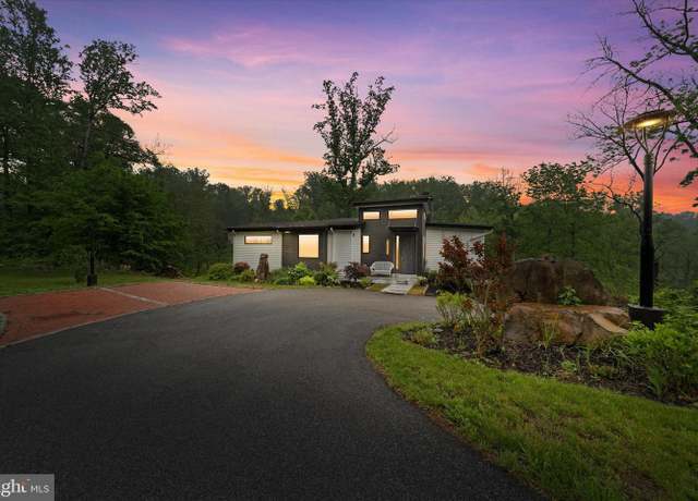 Property at 293 Cheyney Rd, Glen Mills, PA 19342, 3 beds, 2.5 baths