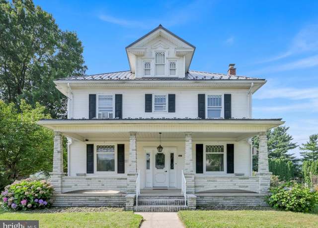 Property at 507 W Main St, Valley View, PA 17983, 4 beds, 2 baths