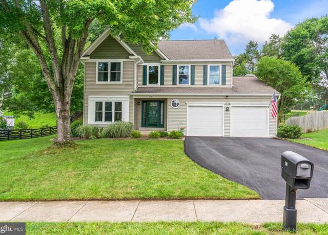 Property at 478 Devon Dr, Warrenton, VA 20186, 3 beds, 2.5 baths