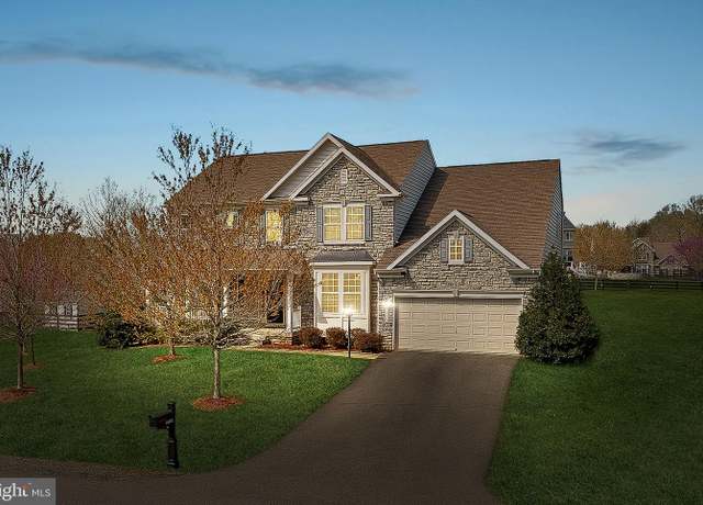 Property at 14612 Bridle Creek Rd, Woodbridge, VA 22193, 5 beds, 4.5 baths
