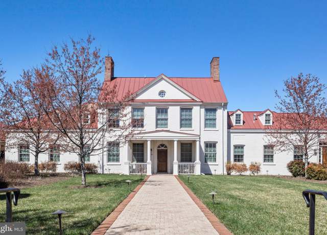 Property at 611 D St SE Unit 4A, Washington, DC 20003, 2 beds, 2 baths