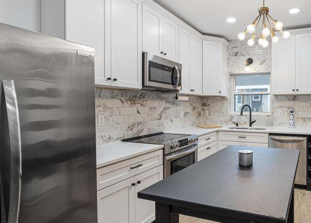 Property at 519 S Kenwood Ave, Baltimore, MD 21224, 3 beds, 3 baths