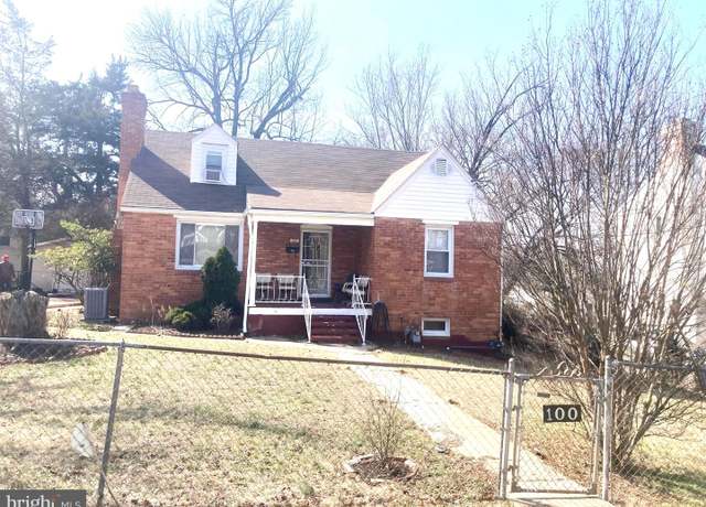 Property at 100 Iroquois Way, Oxon Hill, MD 20745, 5 beds, 2 baths