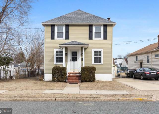 Property at 289 Glenwood Ave, Burlington, NJ 08016, 3 beds, 2.5 baths