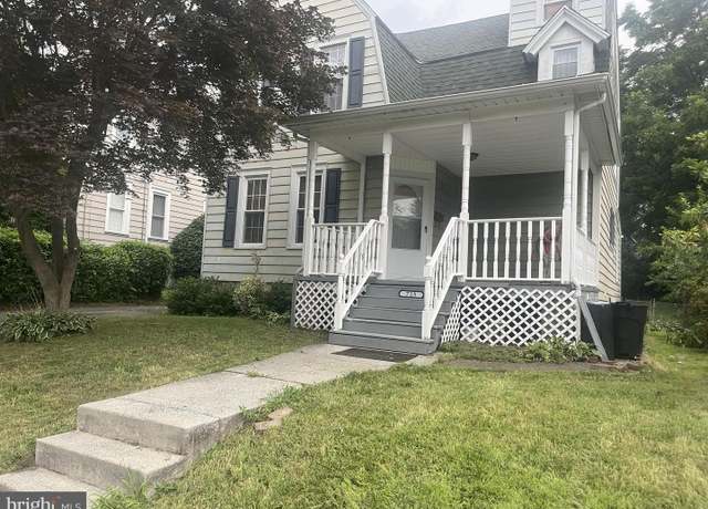 Property at 725 Stokes Ave, Collingswood, NJ 08108, 4 beds, 1.5 baths