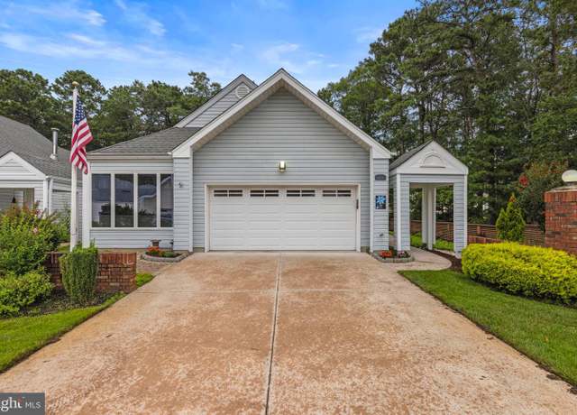Property at 109 Longwood Dr, Manahawkin, NJ 08050, 2 beds, 2 baths
