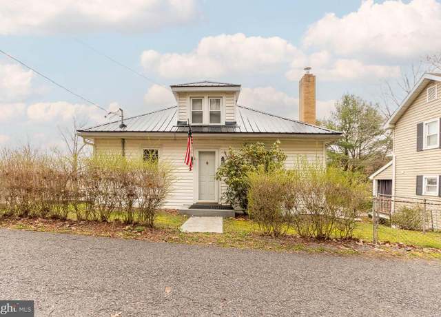 Property at 173 Halfmoon St, Philipsburg, PA 16866, 3 beds, 2 baths