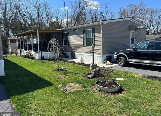 Property at 78 Walmar Mnr, Dillsburg, PA 17019, 3 beds, 2 baths