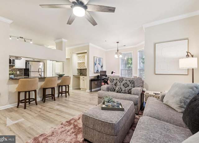 Property at 12909 Centre Park Cir #107, Herndon, VA 20171, 1 bed, 1 bath