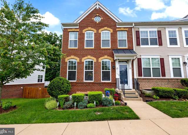 Property at 9315 Dawkins Crest Cir, Bristow, VA 20136, 4 beds, 3.5 baths