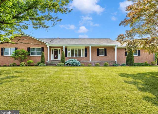 Property at 6505 Morningside Ct, Middletown, MD 21769, 3 beds, 3 baths