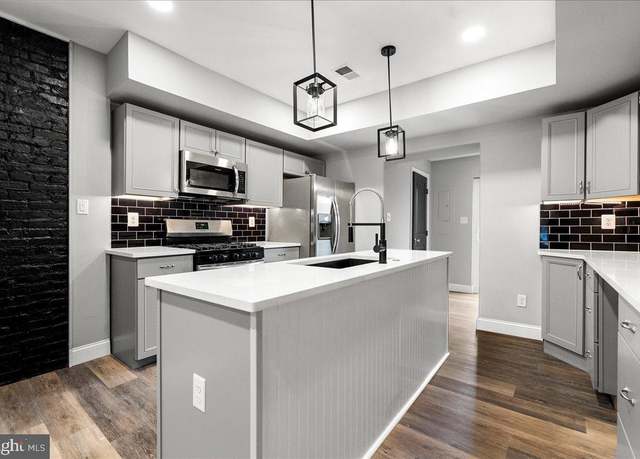 Property at 714 Green St, Havre De Grace, MD 21078, 3 beds, 2.5 baths