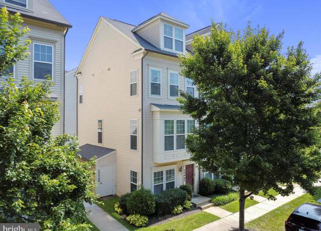Property at 22467 Glenbow Way #2101, Clarksburg, MD 20871, 3 beds, 3.5 baths
