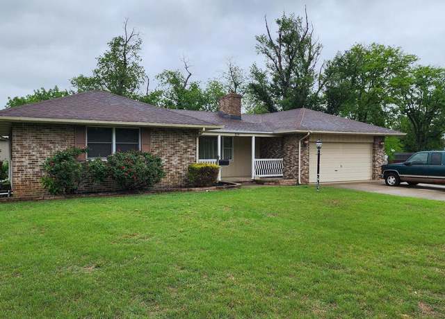 Property at 319 Morton Ave, Paulsboro, NJ 08066, 3 beds, 2.5 baths