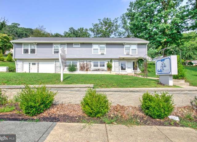 Property at 270 Friedensburg Rd, Reading, PA 19606, 5 beds, 2.5 baths