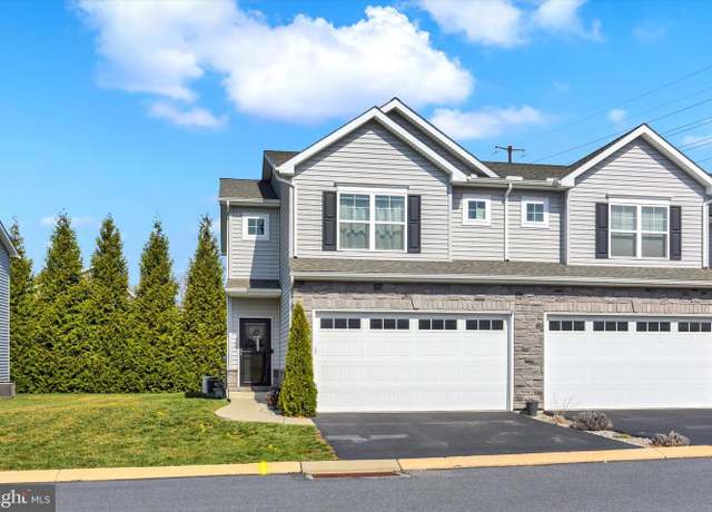 Property at 545 Joseph Ct, Mechanicsburg, PA 17055, 3 beds, 2.5 baths