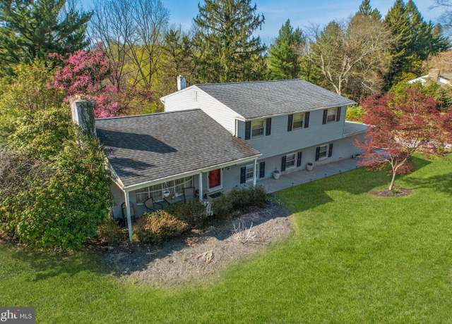 Property at 1412 Cardinal Dr, East Fallowfield Township, PA 19320, 4 beds, 2.5 baths