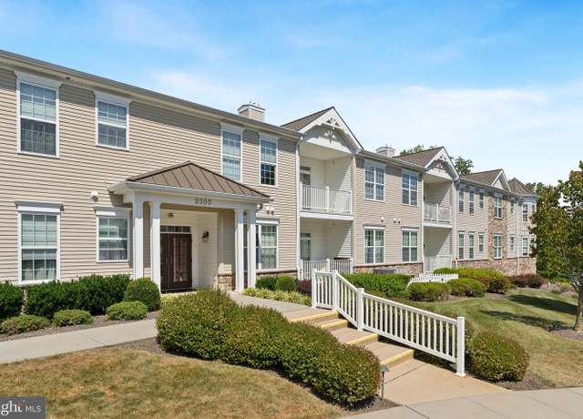 Property at 2104 Poplar St, Garnet Valley, PA 19060, 2 beds, 2 baths