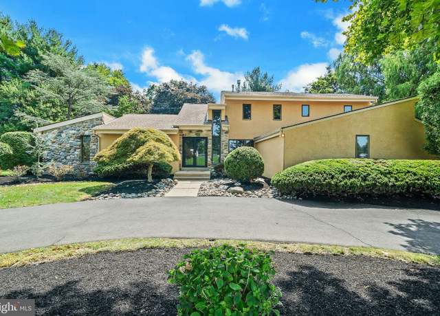 Property at 468 Long Ln, Huntingdon Valley, PA 19006, 4 beds, 3.5 baths