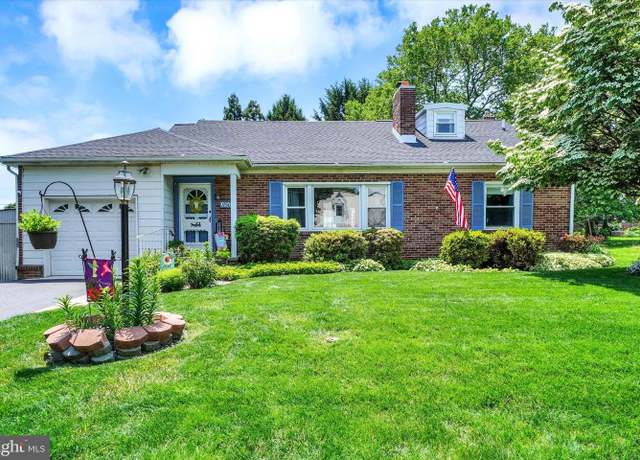 Property at 1150 Southern Rd, York, PA 17403, 4 beds, 2.5 baths