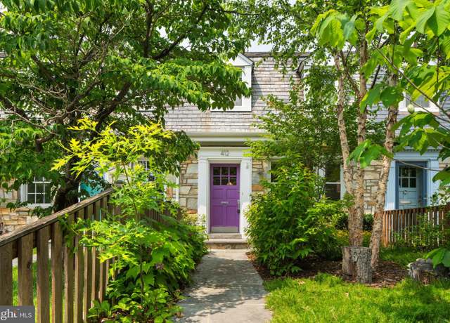 Property at 412 E Duncan Ave, Alexandria, VA 22301, 2 beds, 2 baths