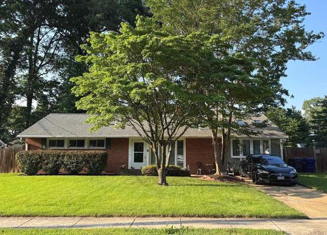 Property at 7209 Halifax Pl, Springfield, VA 22150, 3 beds, 1.5 baths