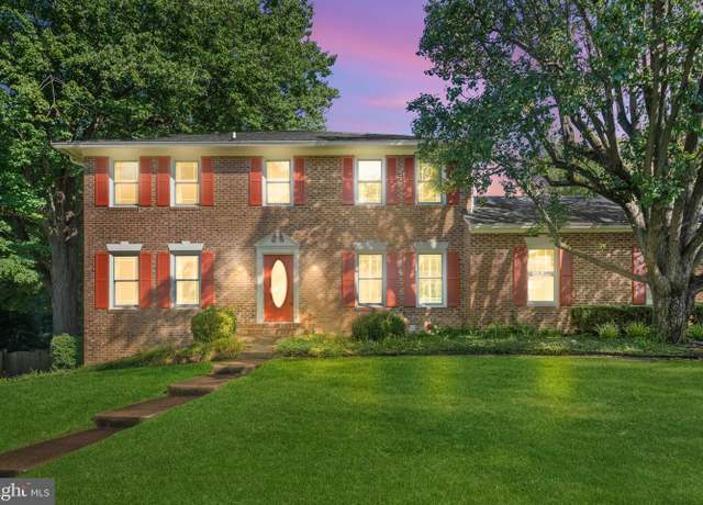 Property at 3716 Krysia Ct, Annandale, VA 22003, 4 beds, 3.5 baths
